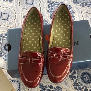 Kenneth Cole Reaction Red Patent Loafer - Size 7